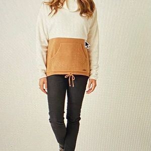 Carve Designs Rowayton Colorblock Cowl